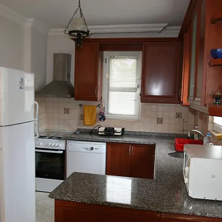 빌라 Dalyan Villa 달리안